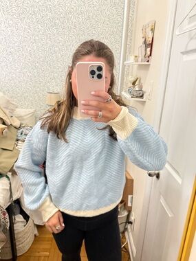 Crewneck Women's Sweater in Light Blue and Cream